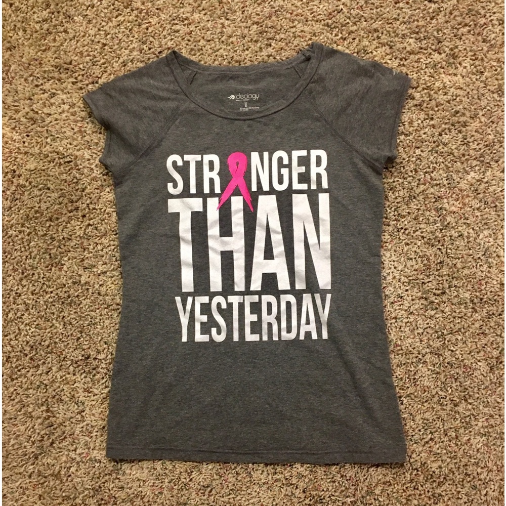IDEOLOGY WOMENS BREAST CANCER T-SHIRT NWOT